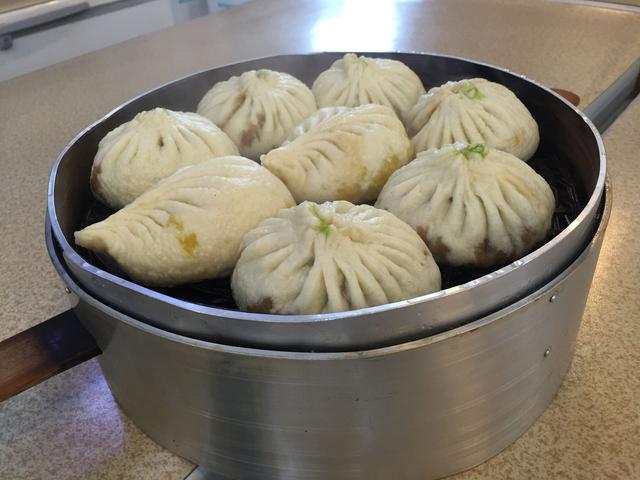 在哈爾濱旅游三天，主要想品嘗美食，有人能推薦一下路線嗎？